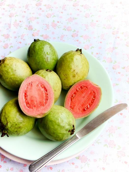 Guava - hedelmä on eksoottinen ja erittäin hyödyllinen